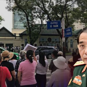 XẾP HÀNG ĐI MỸ NHIỀU HƠN XEM DUYỆT BINH.