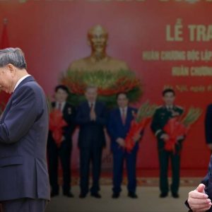 Nóng: Sự thật tấm Huân chương của Tô Lâm trao cho Thủ Chính là Quân công hay Độc lập?