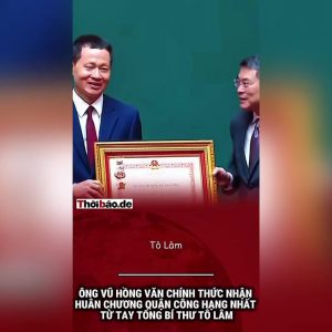 Ông Vũ Hồng Văn chính thức nhận Huân chương Quân công hạng Nhất từ tay Tổng Bí thư Tô Lâm